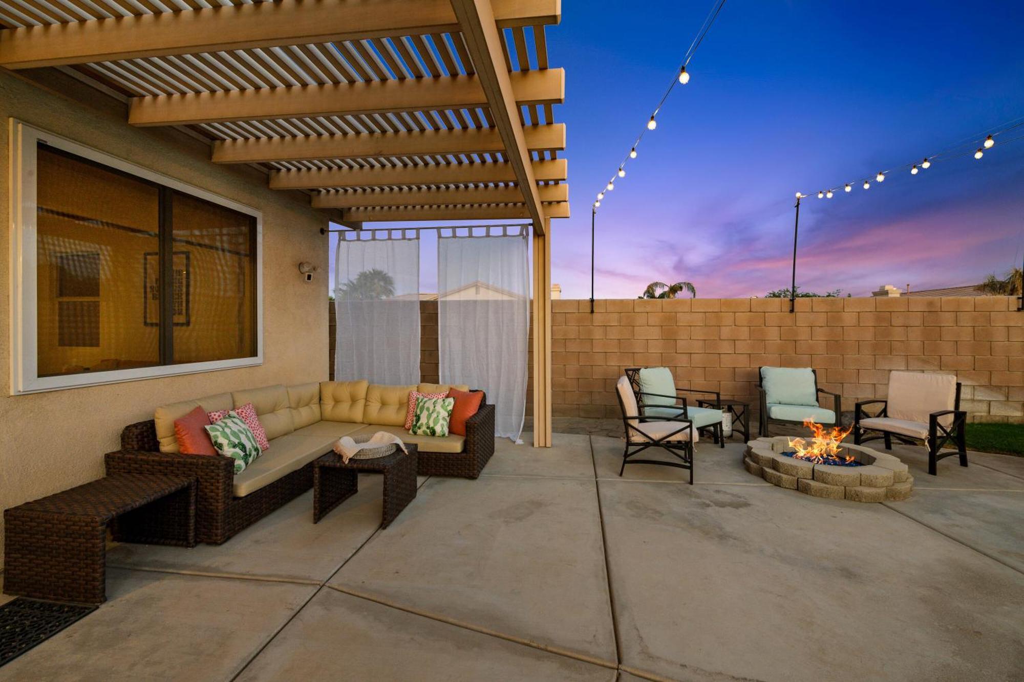 Casa Desert Muse With Heated Pool Spa Firepit Mini Golf And Games Indio Kültér fotó